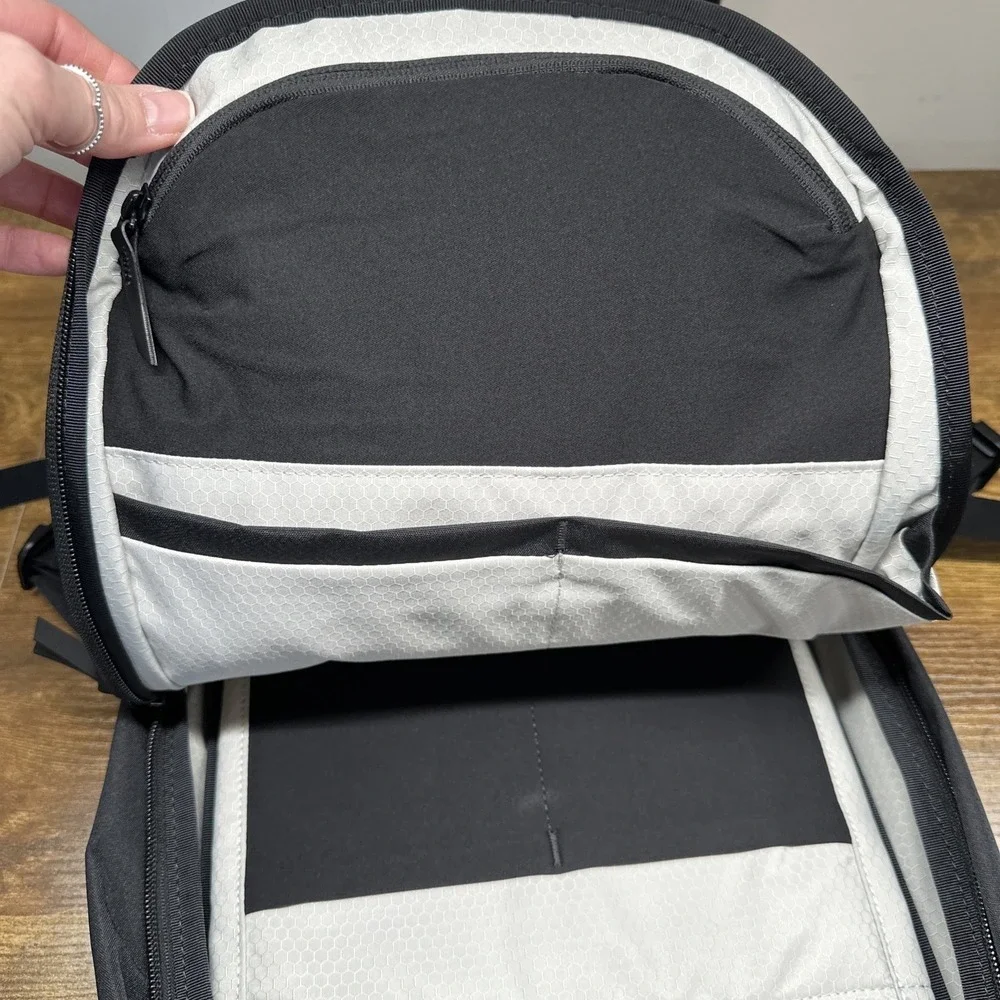 NEW Alpaka Metro Backpack 12L Black Axoflux 300D Laptop Bag Travel School NWT